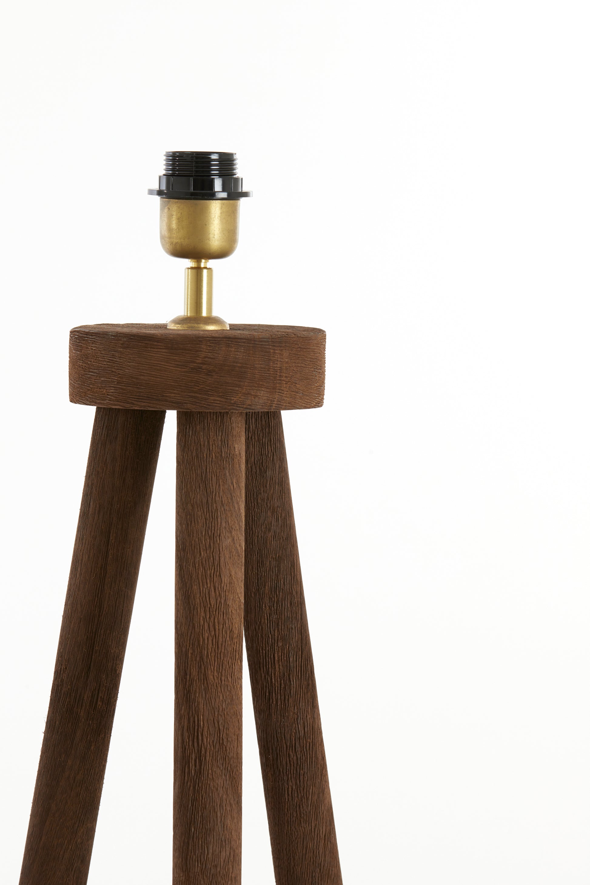 Lampadaire trépied 52x52x122 cm ILIAS bois brun foncé mat
